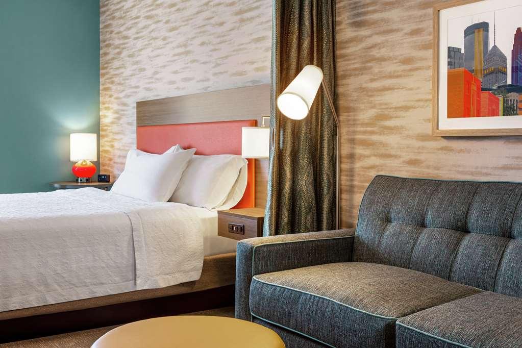 Home2 Suites By Hilton Minneapolis University Area ห้อง รูปภาพ