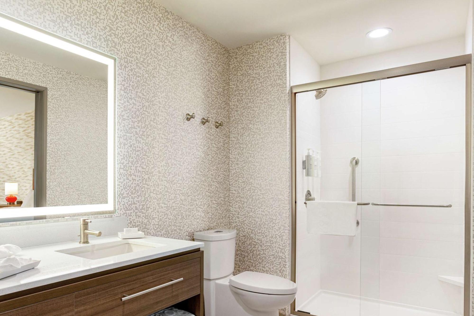 Home2 Suites By Hilton Minneapolis University Area ภายนอก รูปภาพ